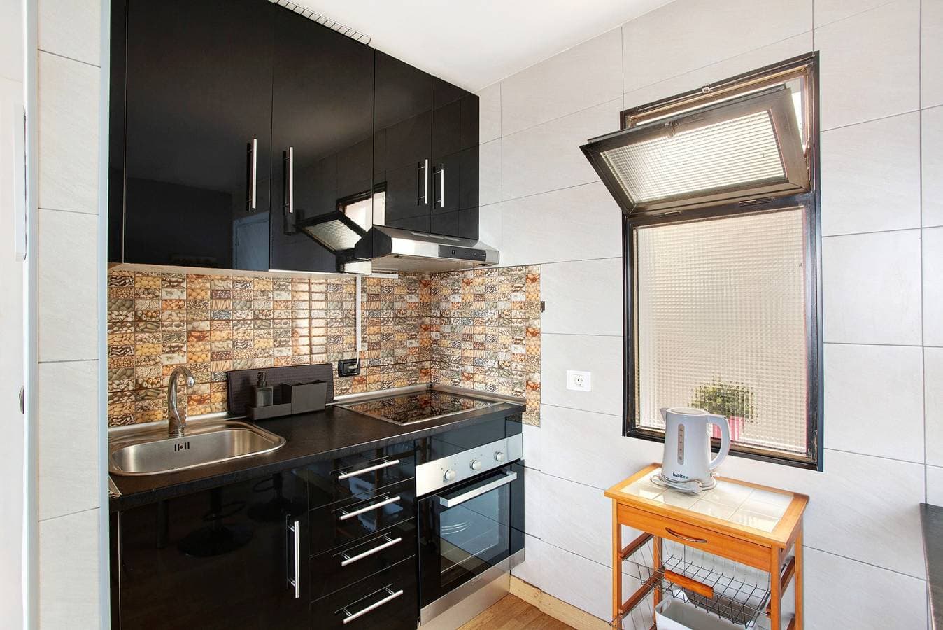 Foto 11 von 35: Ferienwohnung "Sunset" mit Meerblick, Gemeinschaftspool und WLAN