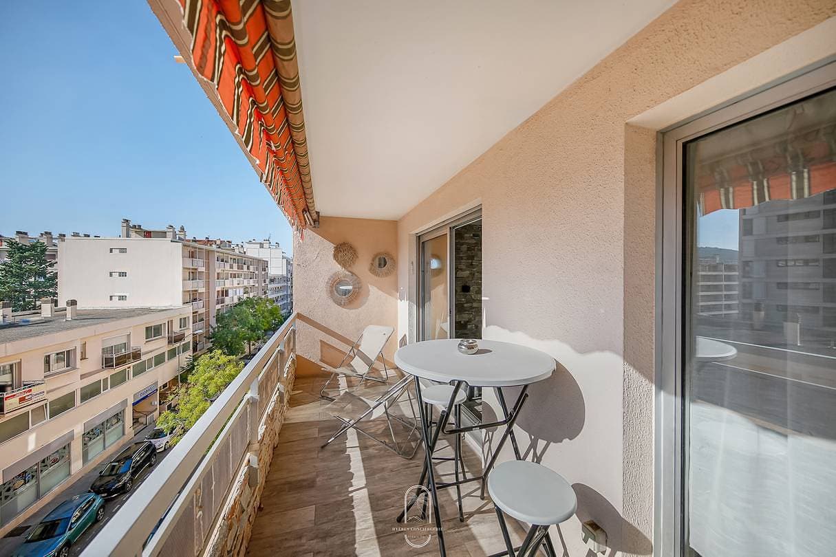 Foto 4 von 23: Ferienwohnung für 4 Personen mit Balkon/Terrasse