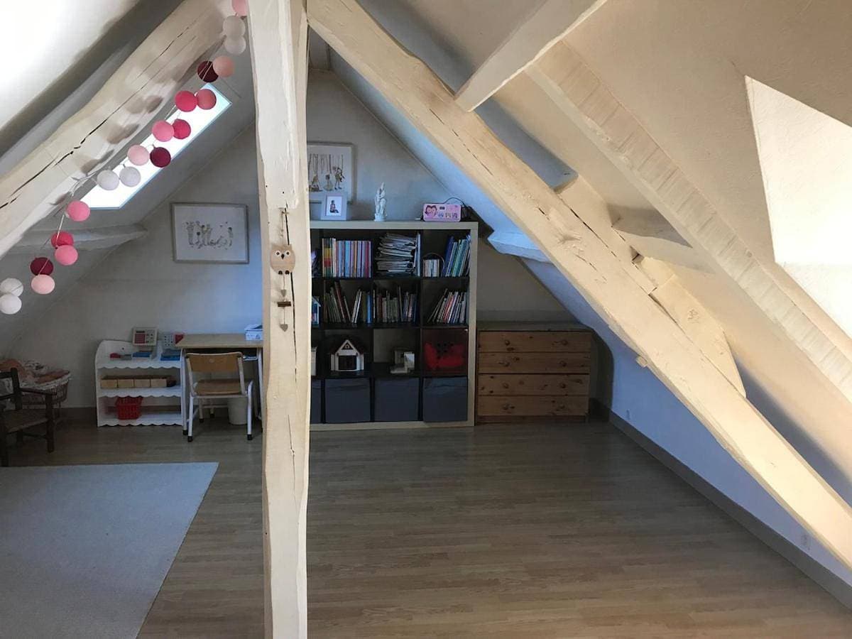 Foto 4 von 11: Seven-Bedroom House