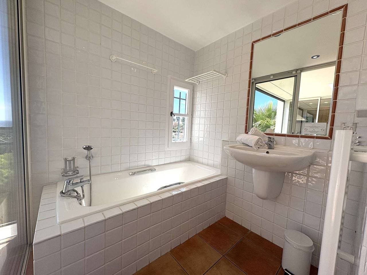 Foto 7 von 15: Apartment mit atemberaubendem Meerblick - 4 Pers.