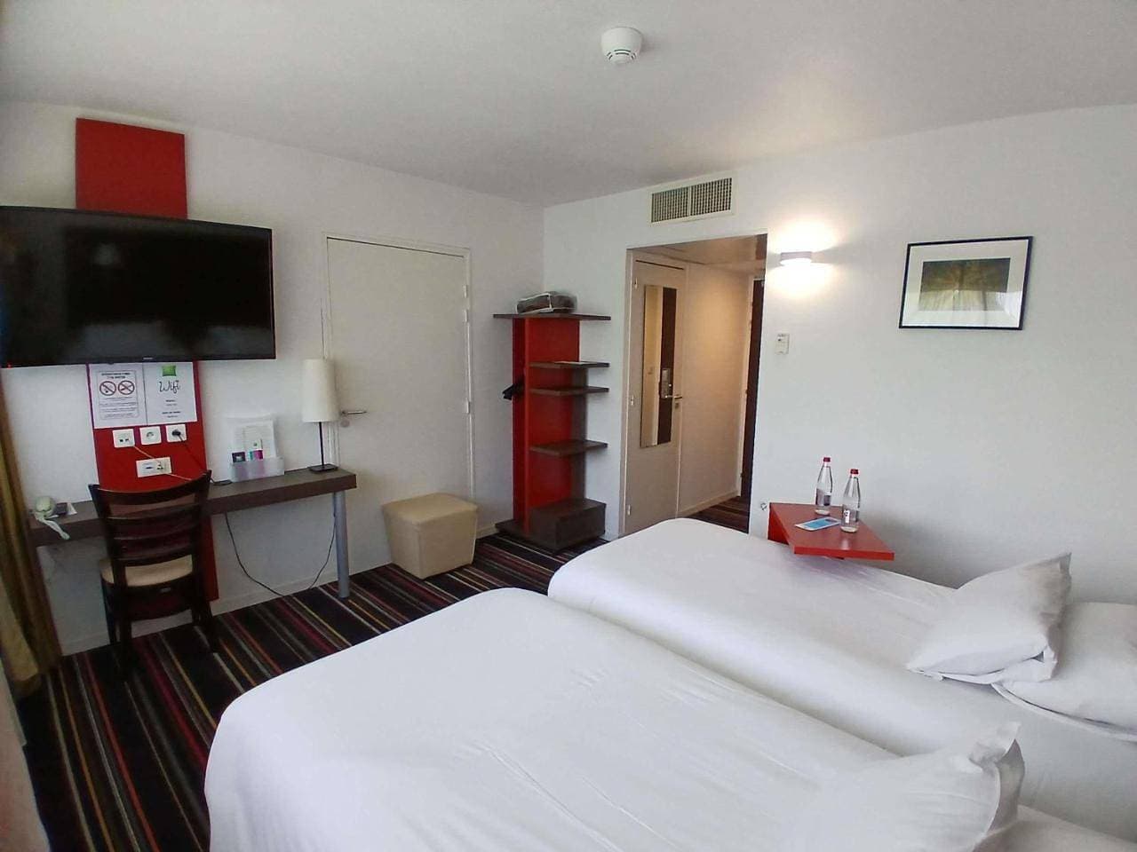 Foto 6 von 16: Standard Twin Room