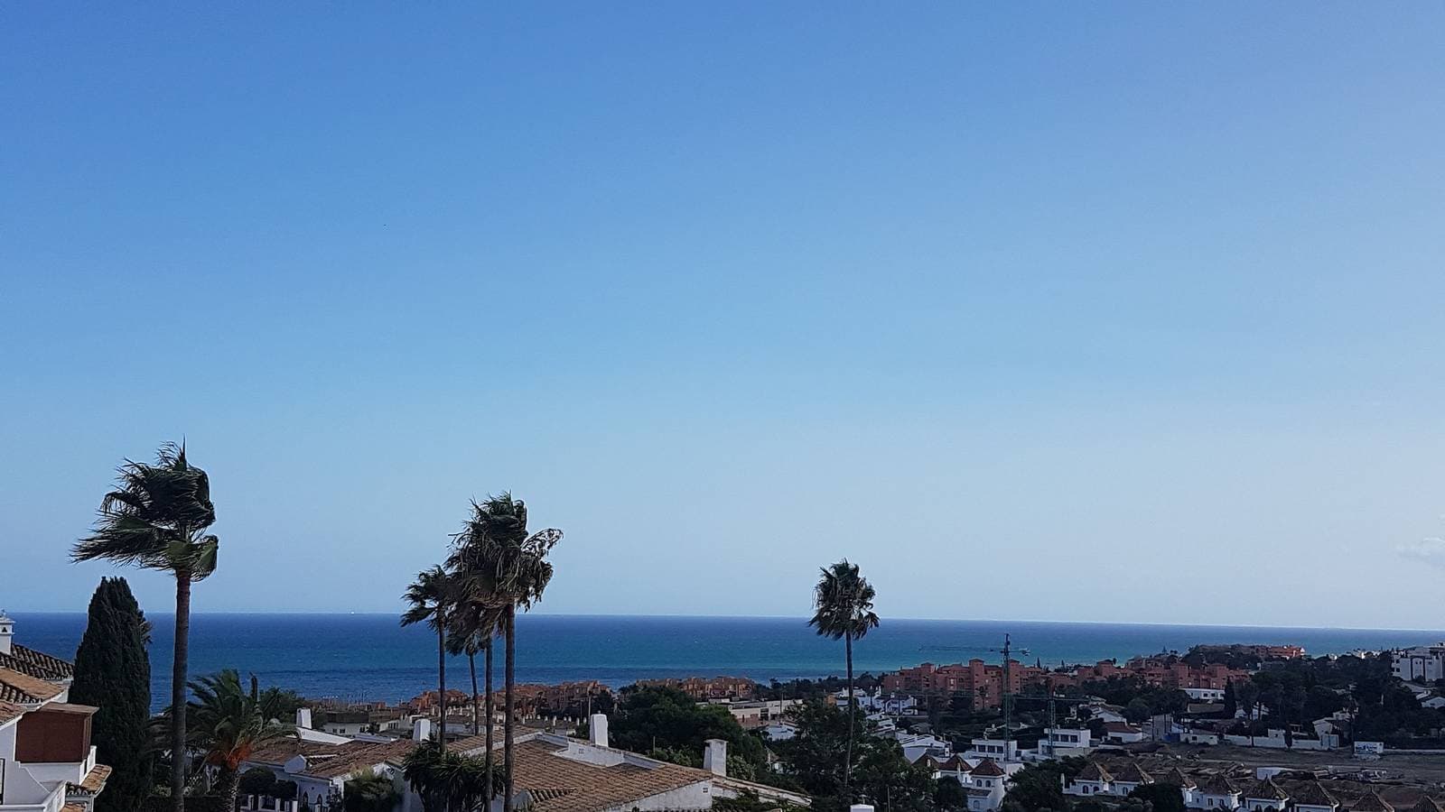 Foto 5 von 42: Modernes, renoviertes Apartment mit 2 Betten und 2 Bädern, hervorragendem Meer- und Golfblick