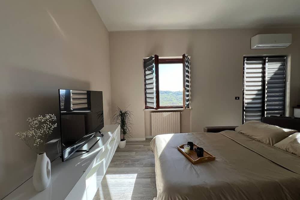 Foto 3 von 26: Calosso Wine View Escape! Langhe for wine and truffle lovers, nature and relaxation.