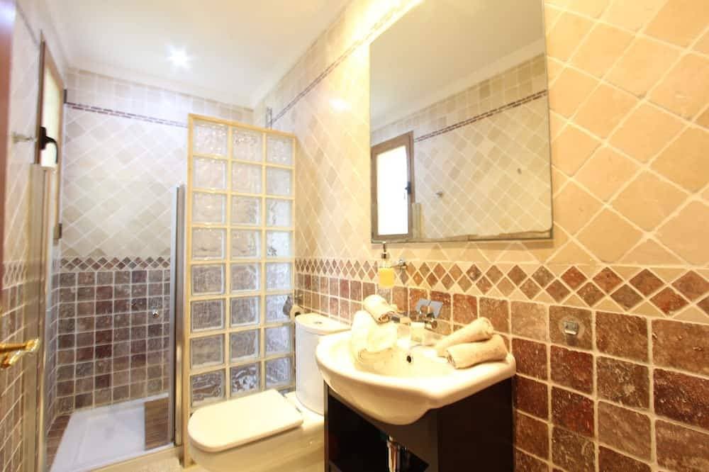 Foto 9 von 30: Villa Puerto Adriano mit privatem Pool und 5 Gehminuten vom Strand entfernt