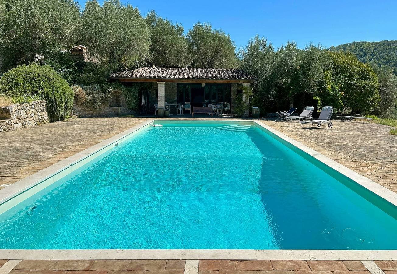 Historisches umbrisches Landhaus mit Aussicht und Pool 1