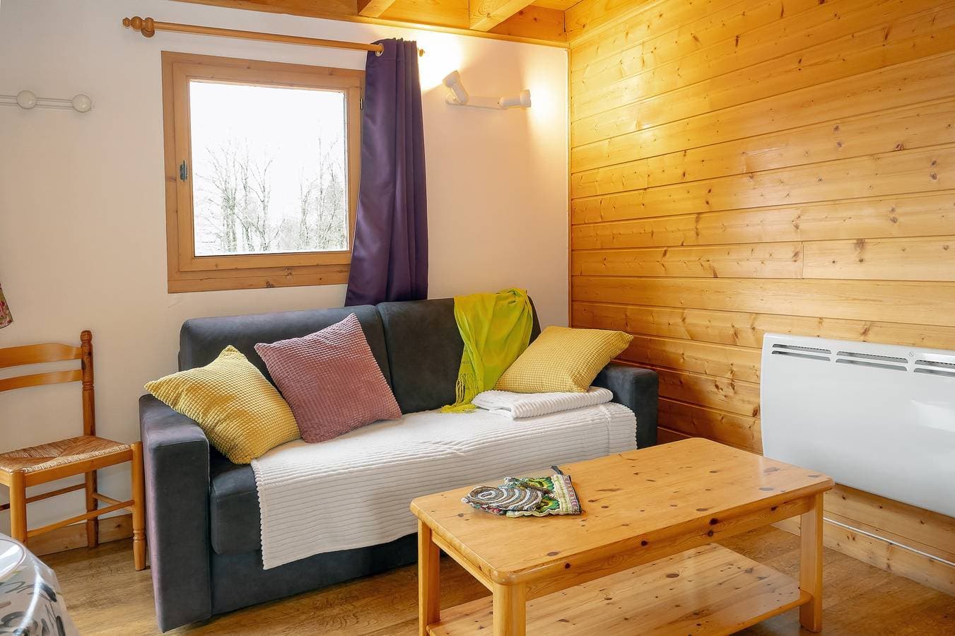 Foto 11 von 20: Chalet '228 - Village Nordique' mit Bergblick, Gemeinschaftspool und privater Terrasse