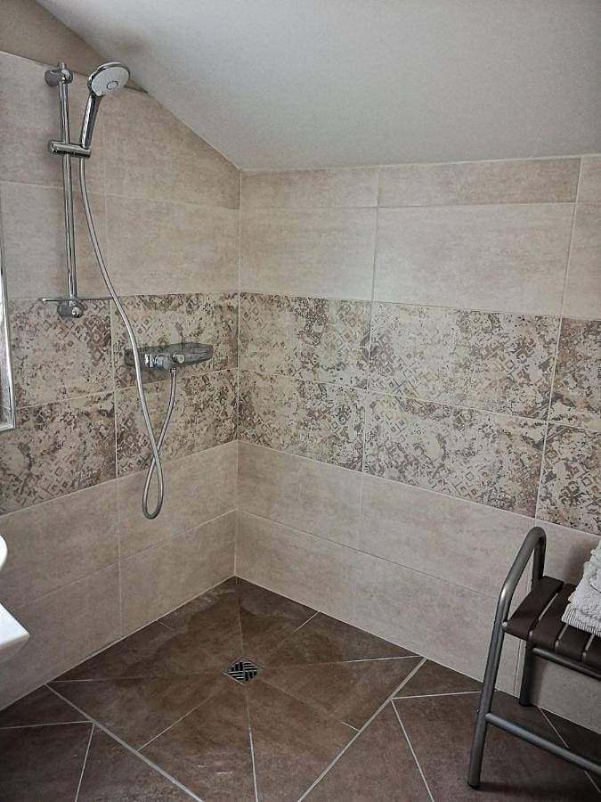 Foto 4 von 9: One-Bedroom House
