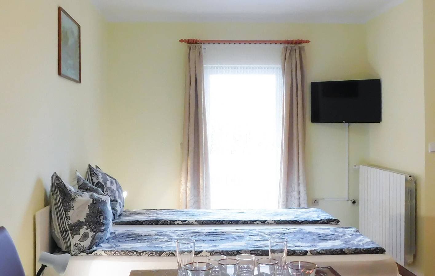 Foto 9 von 18: Gemütliche Unterkunft, 1 km vom Strand von Fažana entfernt: klimatisiertes Apartment mit Terrasse und WLAN
