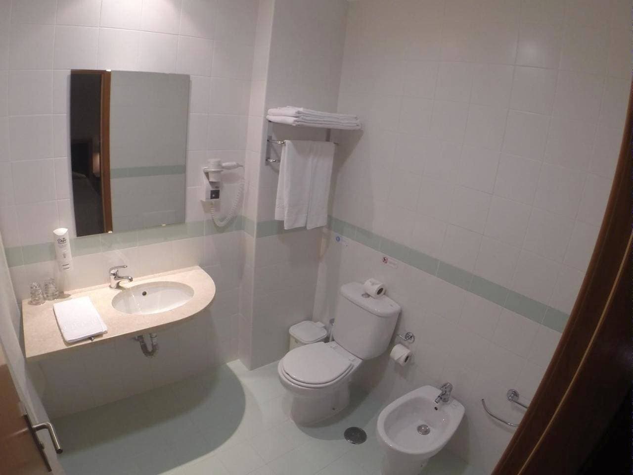 Foto 5 von 9: Double or Twin Room
