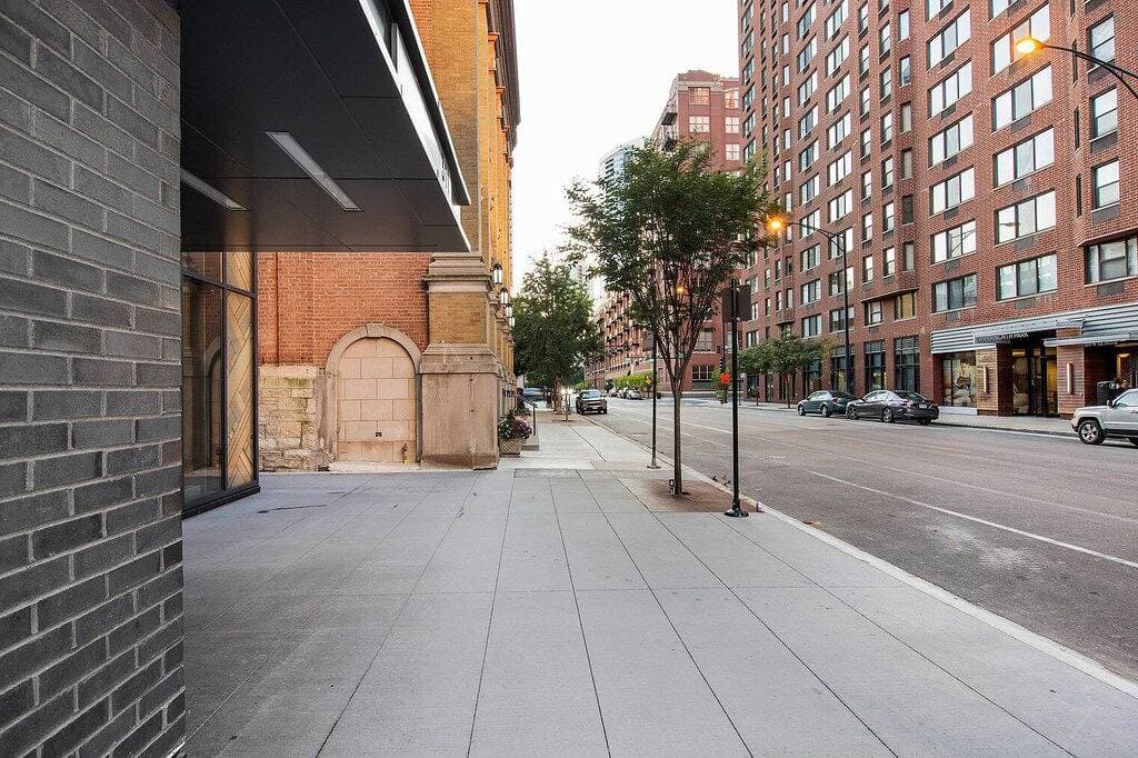 Foto 12 von 32: Bright River North 1Br w/ Gym, Pool & Roof, nr Riverwalk, by Blueground