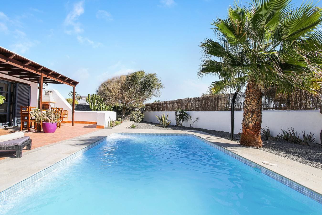 Foto 3 von 28: Ferienvilla Casa Sultana nahe Strand mit Bergblick, WLAN, Terrasse und Pool