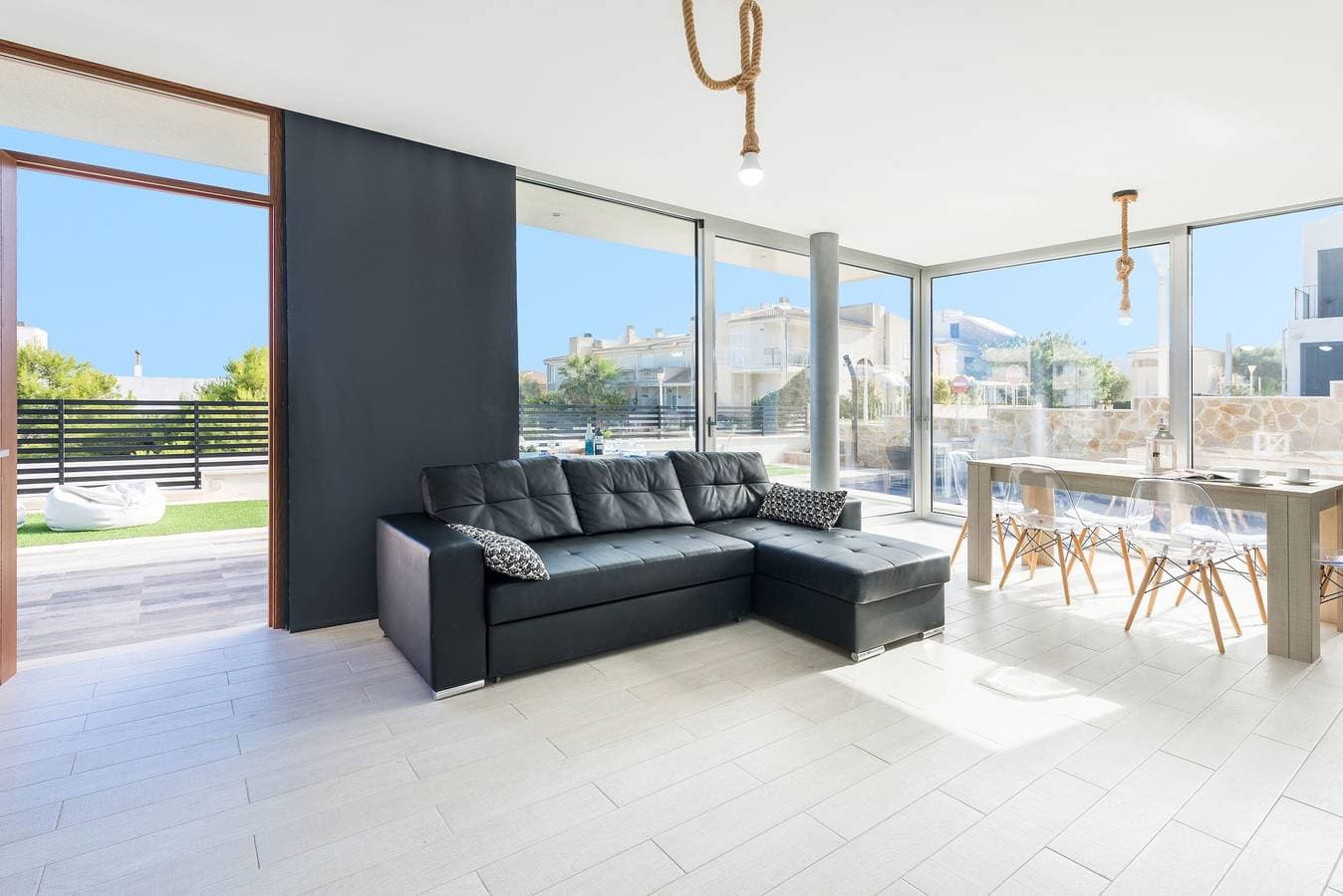Foto 7 von 39: Ferienhaus 'Es Mollet' mit Meerblick, privatem Pool und WLAN