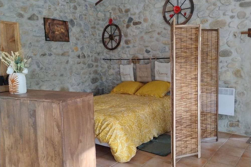 Foto 4 von 30: Gîte en Pierre Avec Spa \"lou Caladou\"