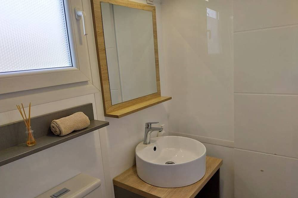 Foto 4 von 30: Beach House Beta a romantic hideaway  in olive grove by the sea, pool, jacuzzi