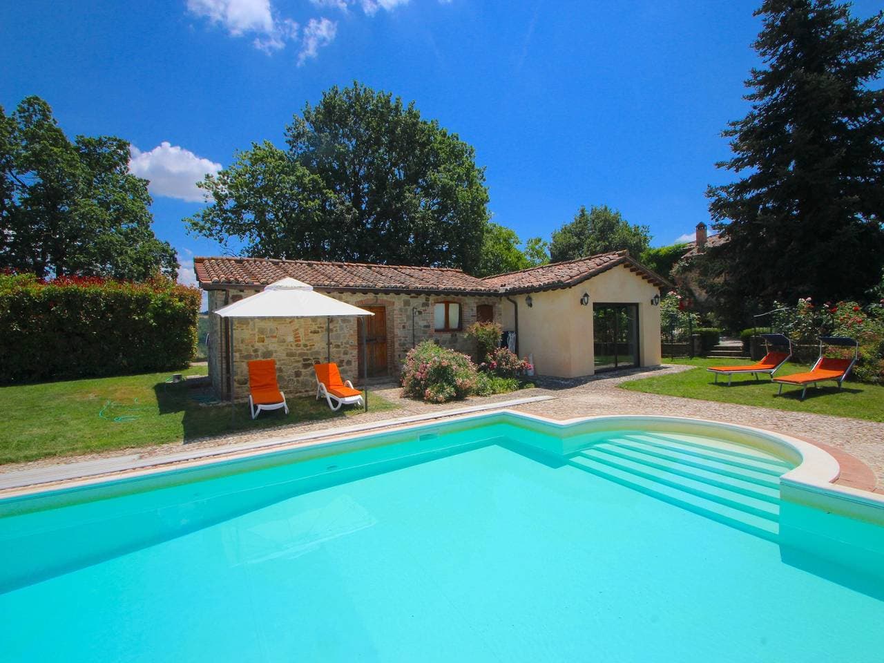 Foto 6 von 62: Villa in San Venanzo mit Pool und Sauna