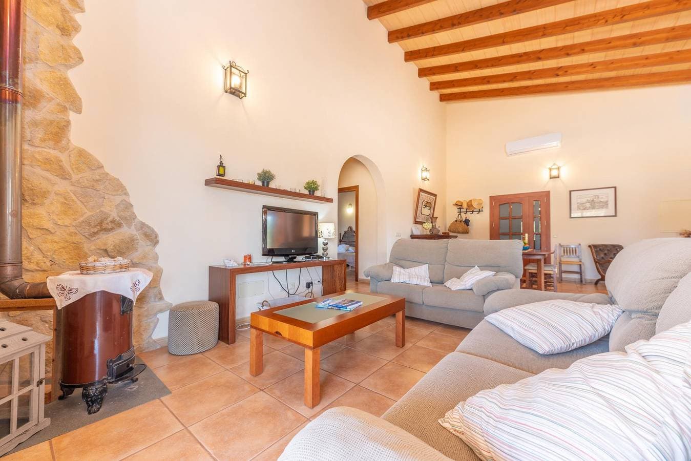 Foto 9 von 28: Els Garrovers - Villa mit privatem Pool und kostenlosem Wifi in Ses Salines
