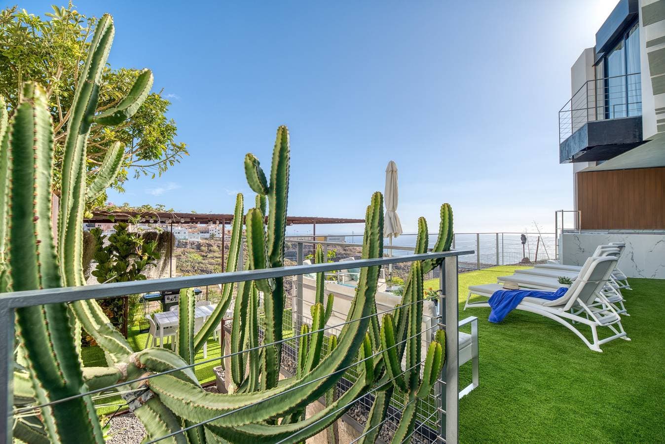 Foto 10 von 45: Design Villa, Meerblick, beheizter Pool