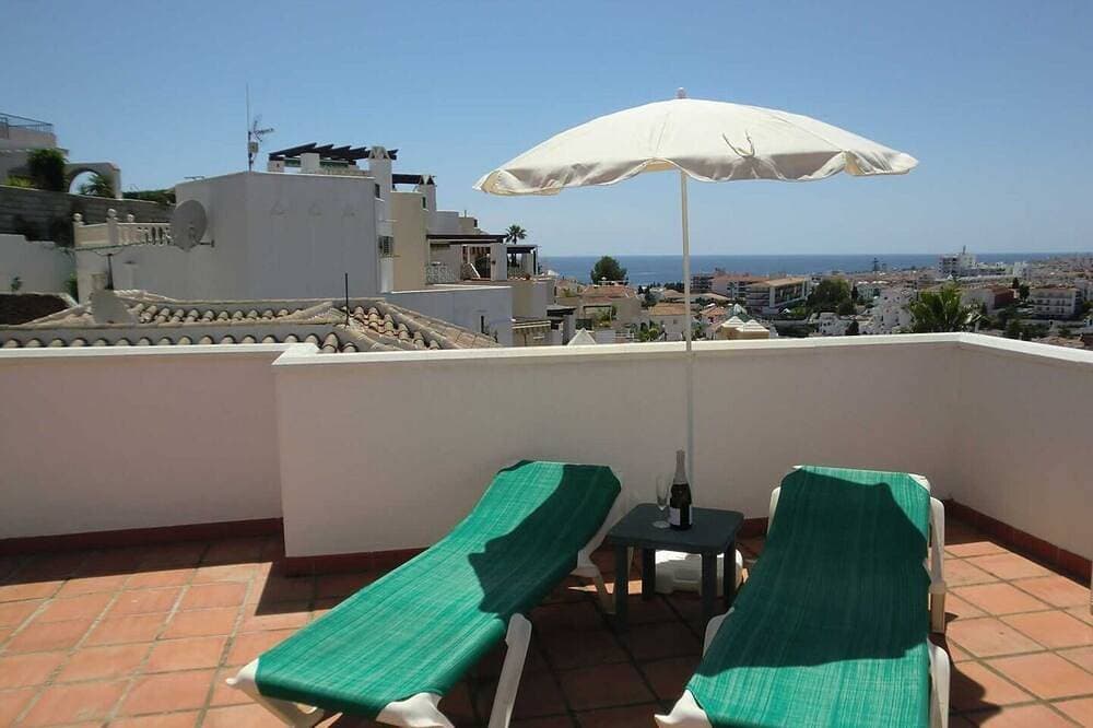 Foto 11 von 12: Penthouse 3 bedroom apartment, with shared pool, walking distance from the Sea.