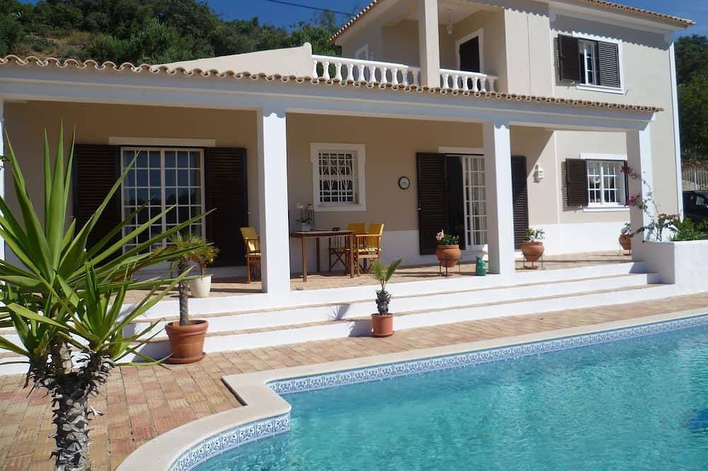 Abgeschiedene ländliche Villa mit privatem Pool und herrlichem Blick 1