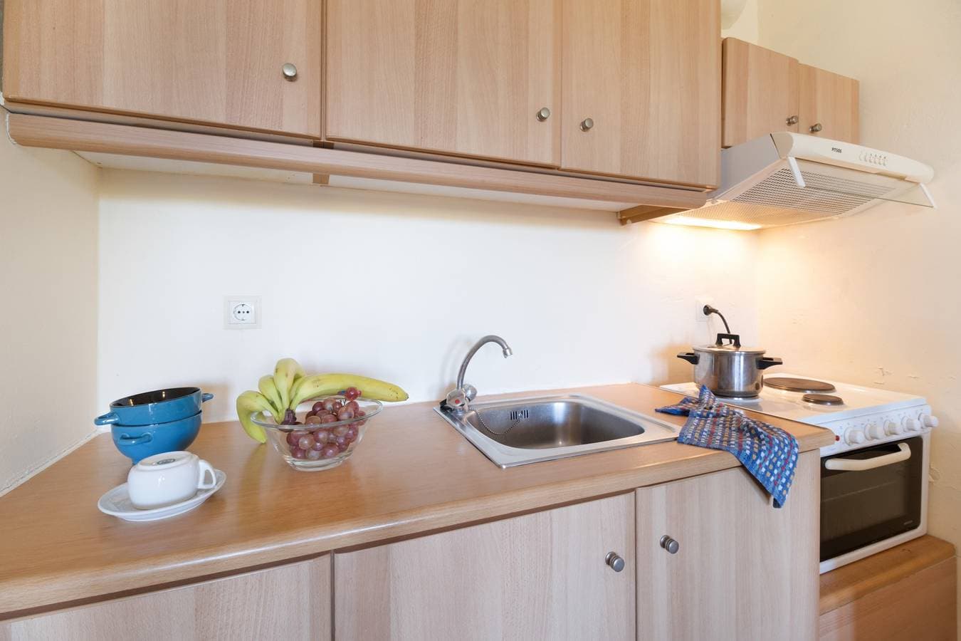 Foto 6 von 24: Einzimmerapartment 'Vaso' mit Bergblick, Wi-Fi und Klimaanlage
