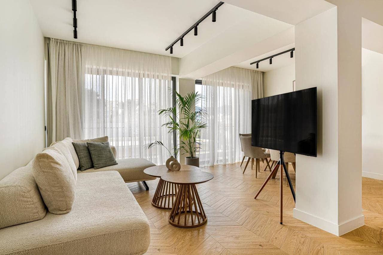 Urban Height Suites 1