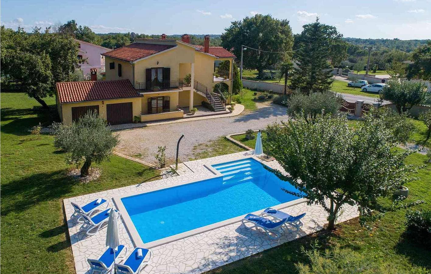 Foto 13 von 31: Reizende Ferienwohnung mit Pool, Terrasse und WLAN – der perfekte Urlaubsort!