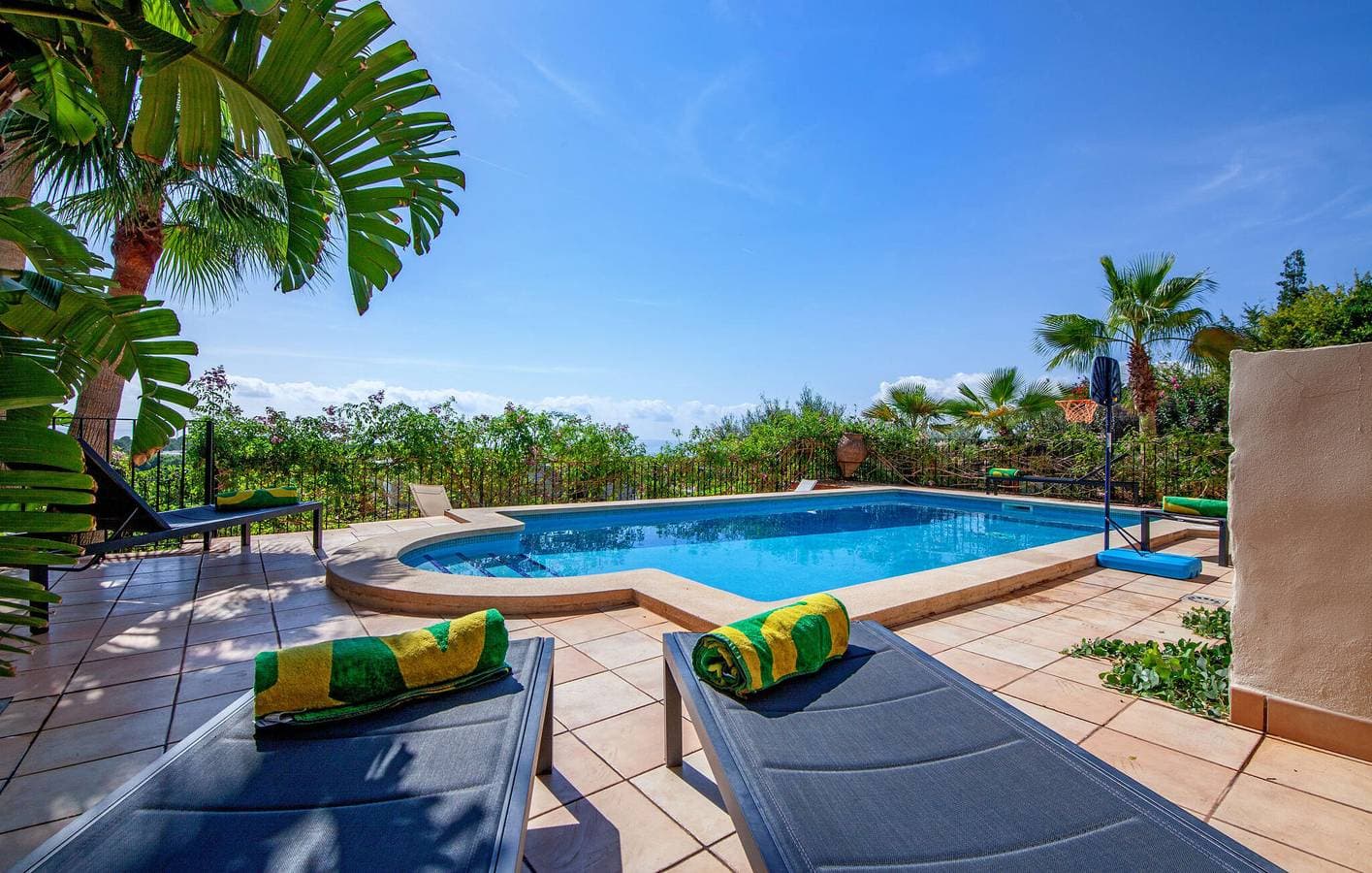 Foto 3 von 46: Rückzugsort am Meer mit Pool, Terrasse und Grill | 2 km zum Strand von Costa d'en Blanes