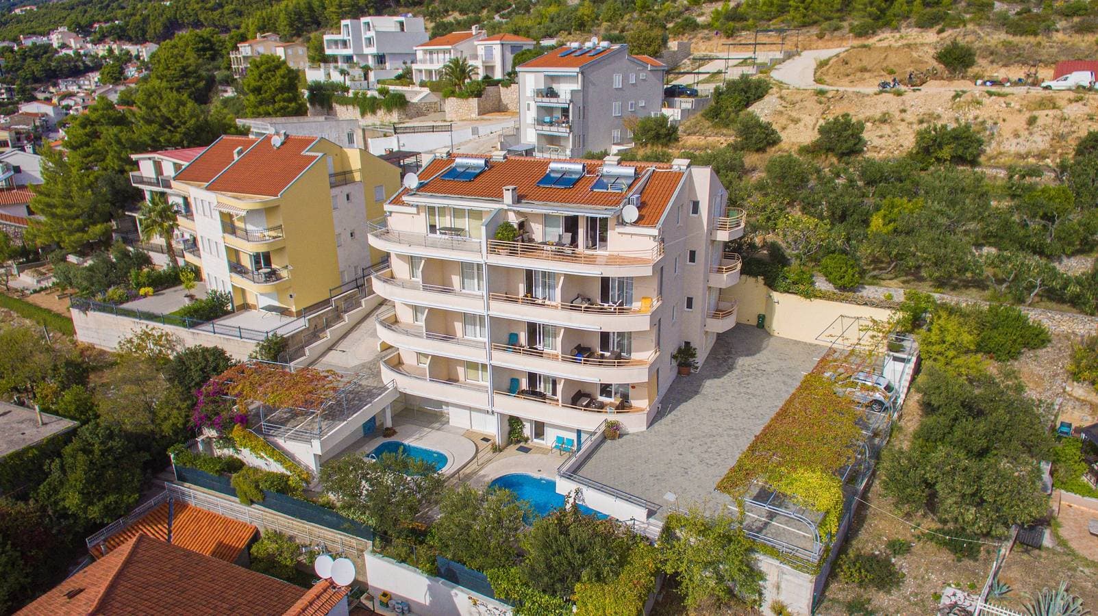 Foto 3 von 22: Studio Appartement mit Terrasse und Meerblick Brela, Makarska As-20065-a