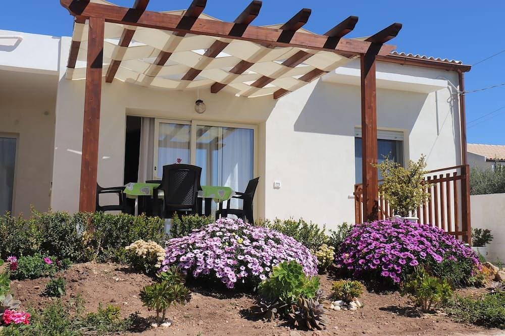 Unabhängige Villa mit Panoramablick 1