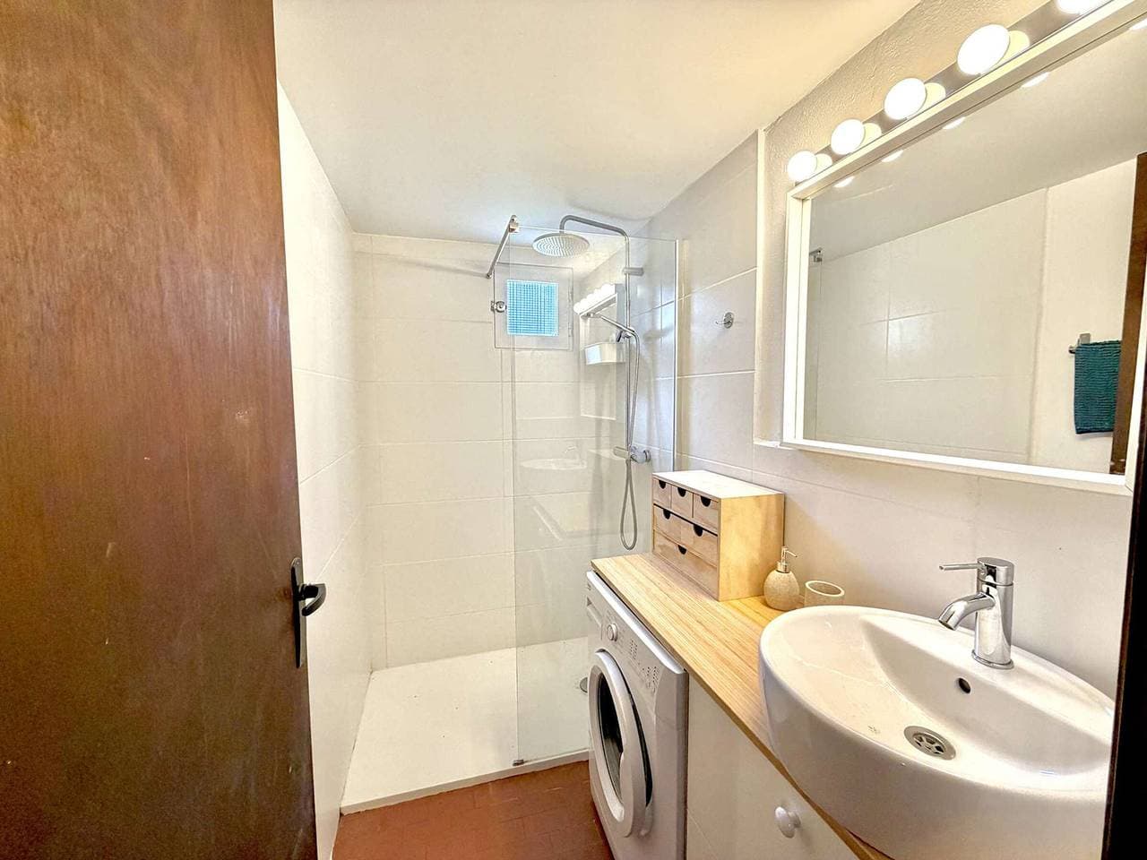 Foto 8 von 13: Mini-Villa in Porto-Vecchio, nahe Strand, Terrasse, privater Parkplatz