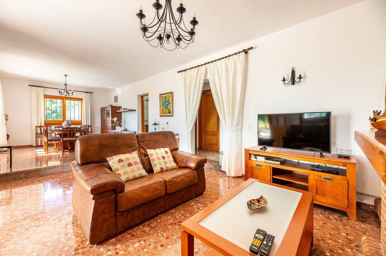 Foto 7 von 33: Villa "S'hort des Baladres Ibiza" mit Meerblick, Pool und WLAN