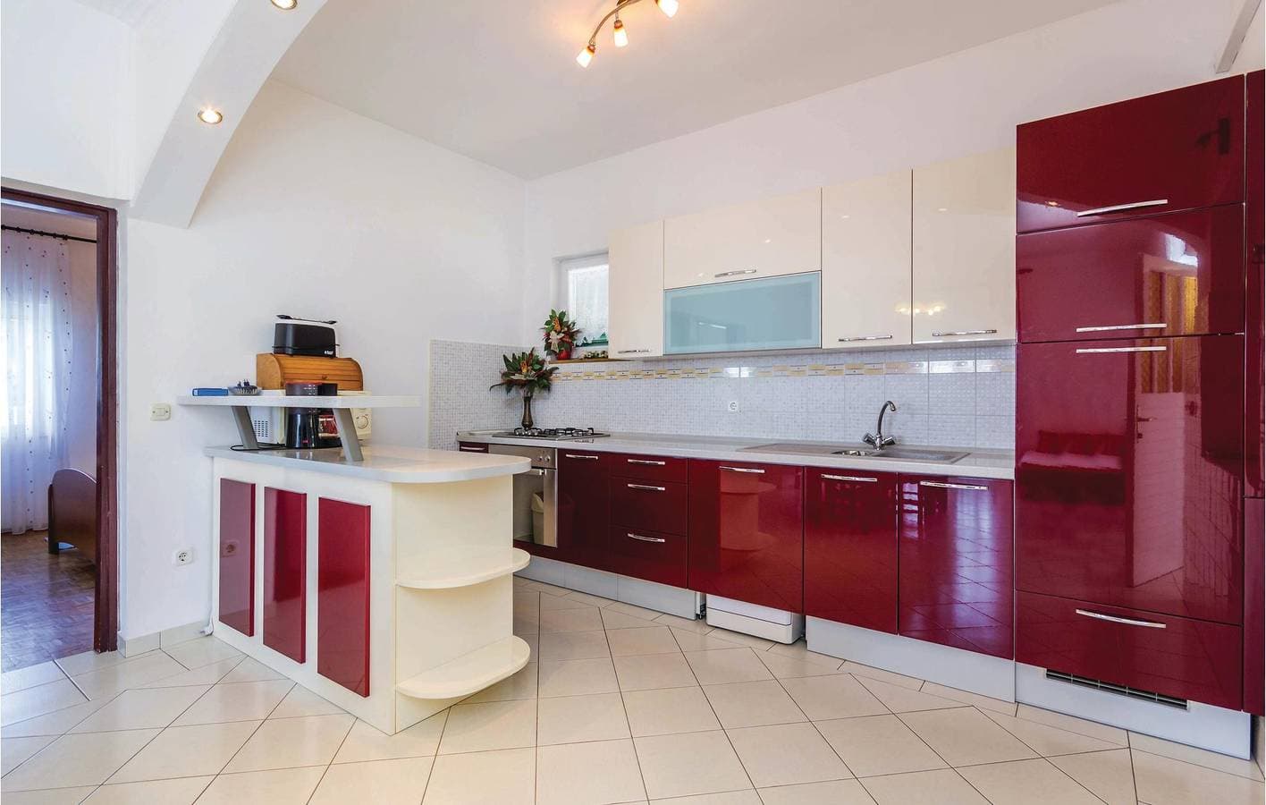 Foto 7 von 27: Charmantes Apartment mit Meerblick, Terrasse, Parkplatz und Zugang zum Strand