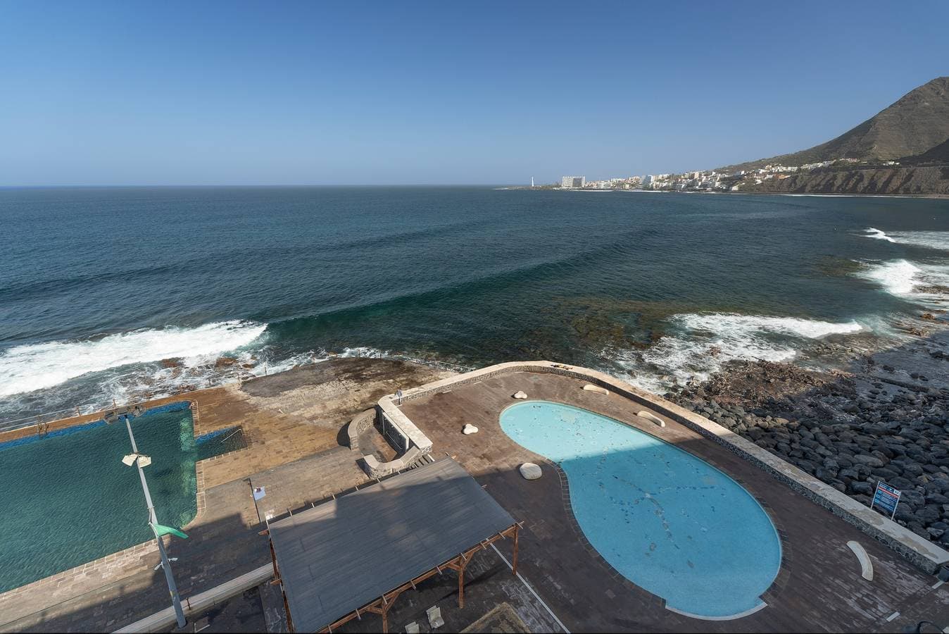 Foto 2 von 28: Urlaub 'Bajamar Seaview' mit Meerblick, Gemeinschaftspool und Wi-Fi