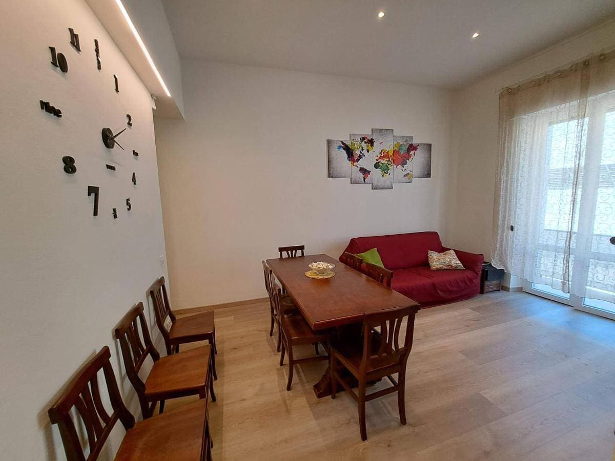 Foto 4 von 30: Three-Bedroom Apartment