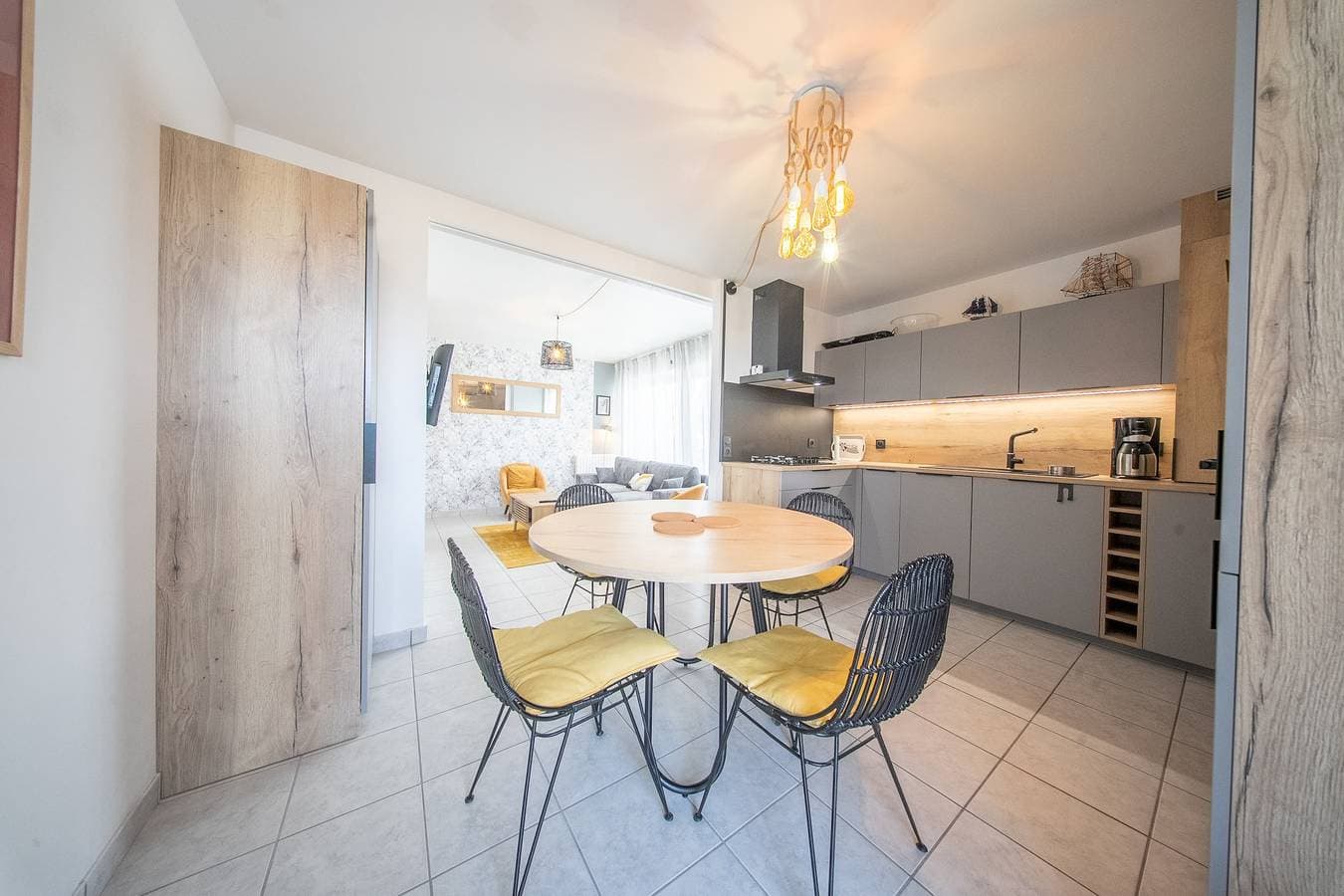 Foto 12 von 28: Ferienwohnung für 4 Personen mit Terrasse