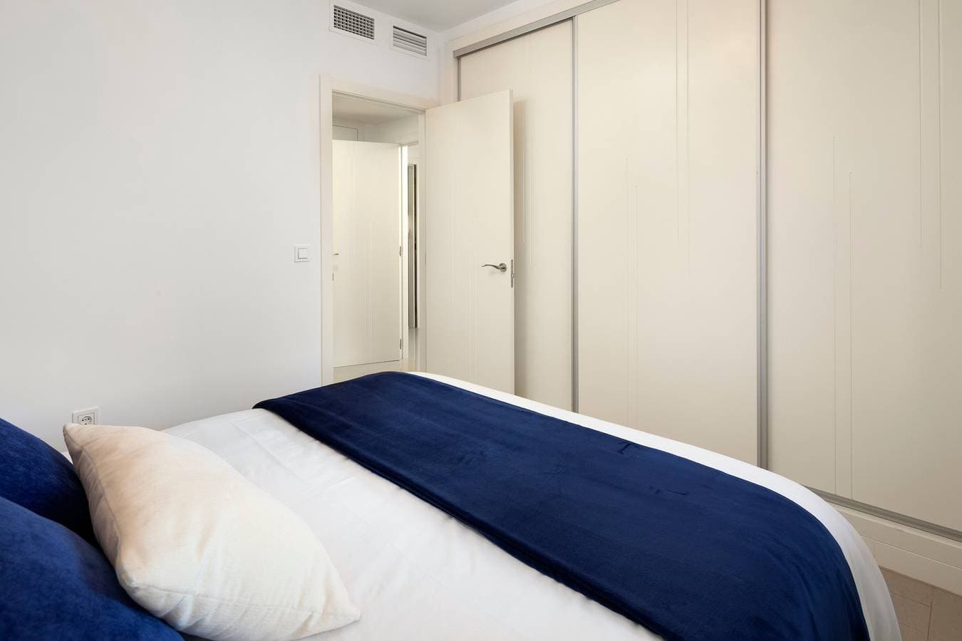 Foto 13 von 27: Apartment 'Playamarinsa' mit Meerblick, WLAN und Klimaanlage