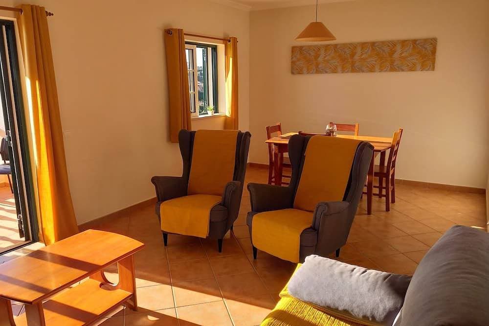 Foto 6 von 27: T1 ruhigen sonnigen Balkon mit Blick auf das Meer und die Landschaft Armacao de Pera Algarve