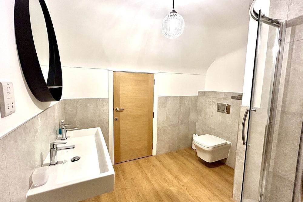 Foto 8 von 30: 1 Beach Retreat 5 min to beach! Outstanding location! Lux family 2 Br Apartment!