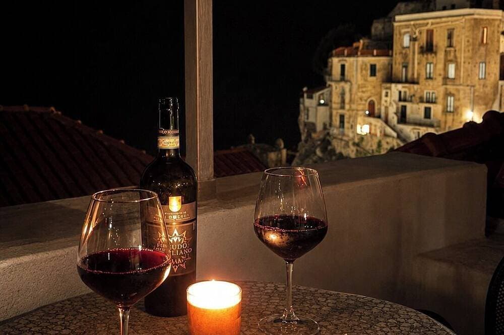 Foto 8 von 15: Cozy Attic in the Heart of the Pearl of the Amalfi Coast