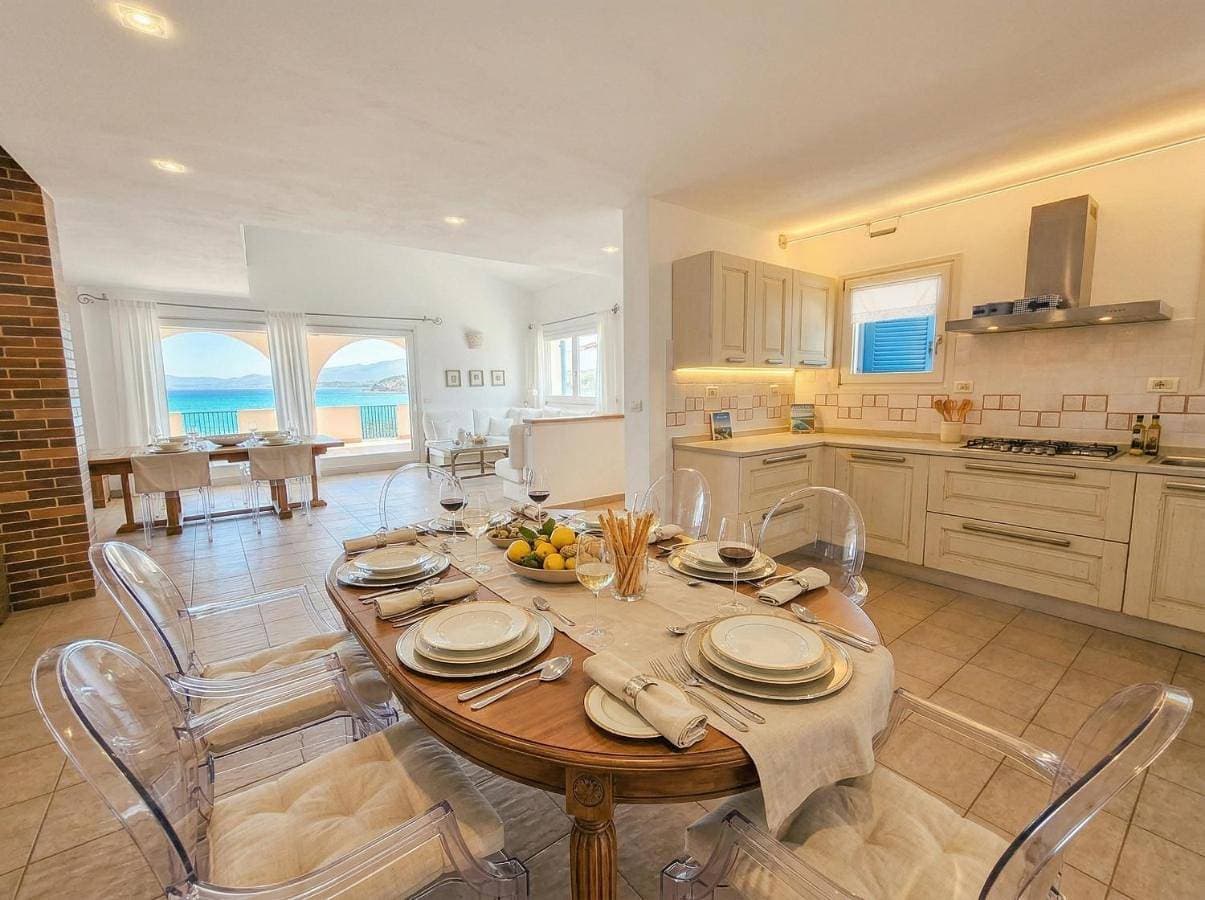 Foto 5 von 62: Villa with Sea View