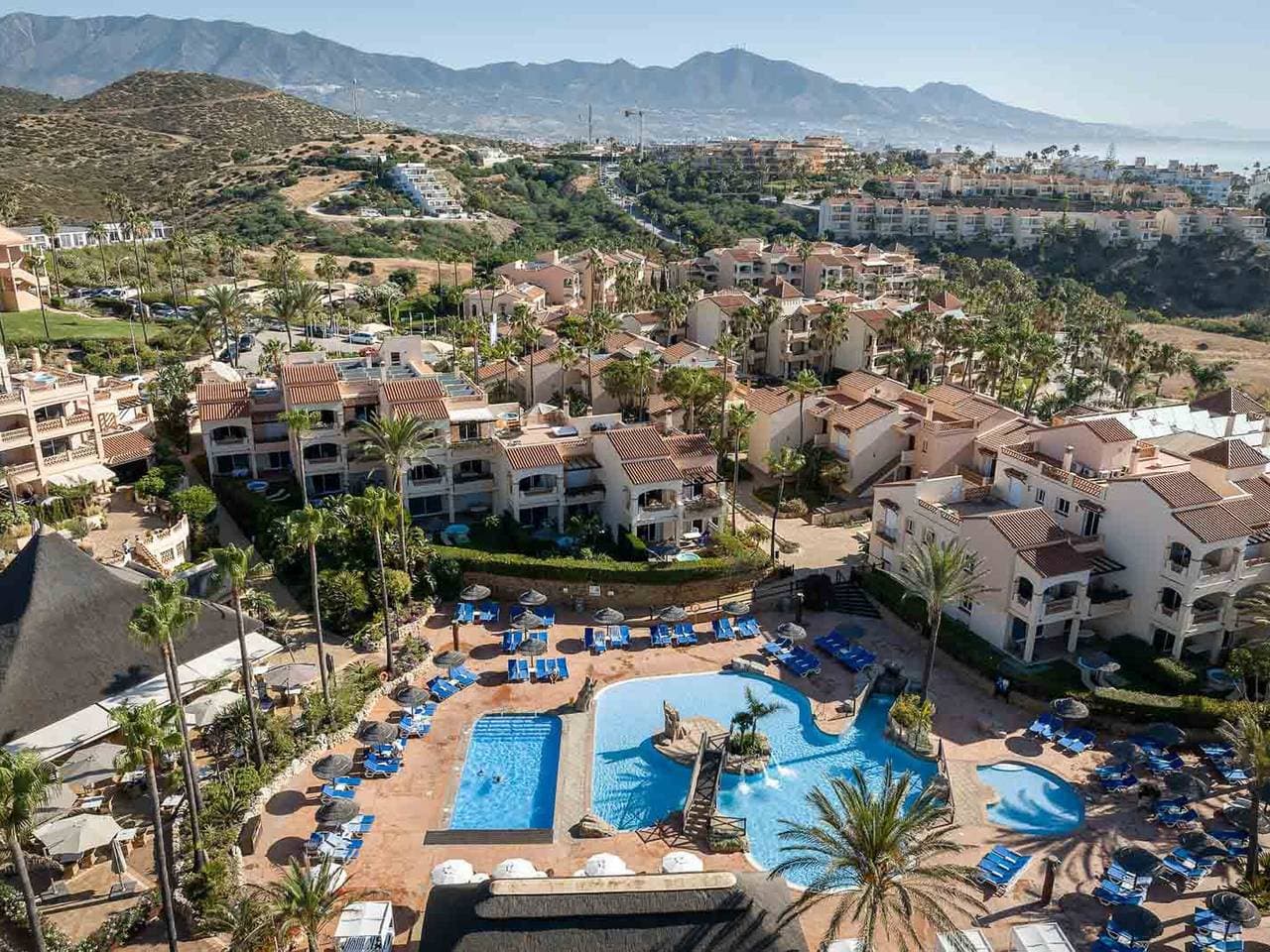 Foto 7 von 28: Moderne Wohnung in Mijas Costa - 1 Schlafzimmer, Terrasse, Pool, WiFi, 4 Pers.