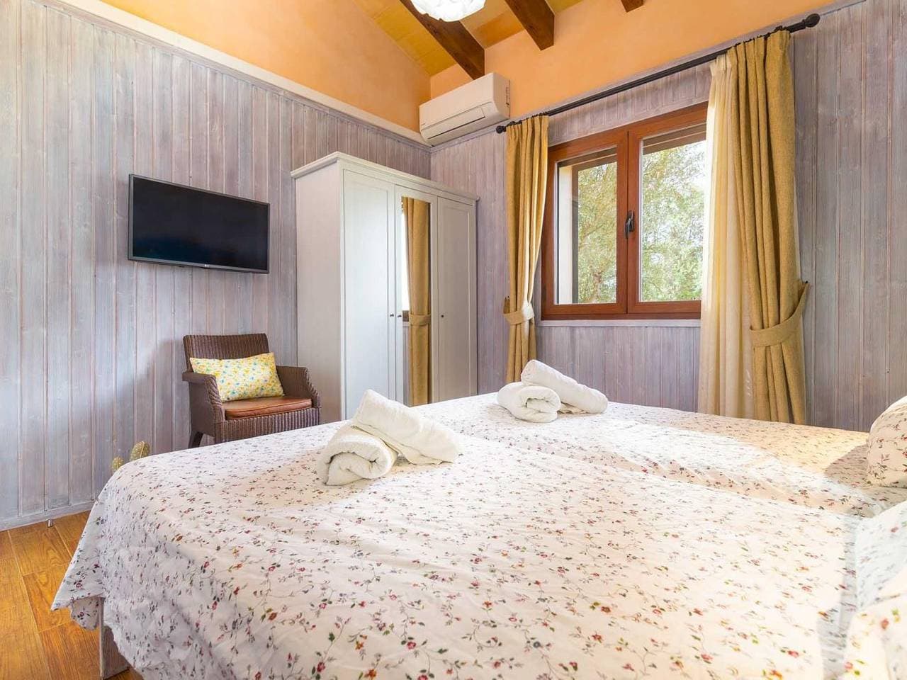 Foto 13 von 41: WunderWunderschöne Finca mit prschöne Finca mit privatem Pool in Santa Margalida