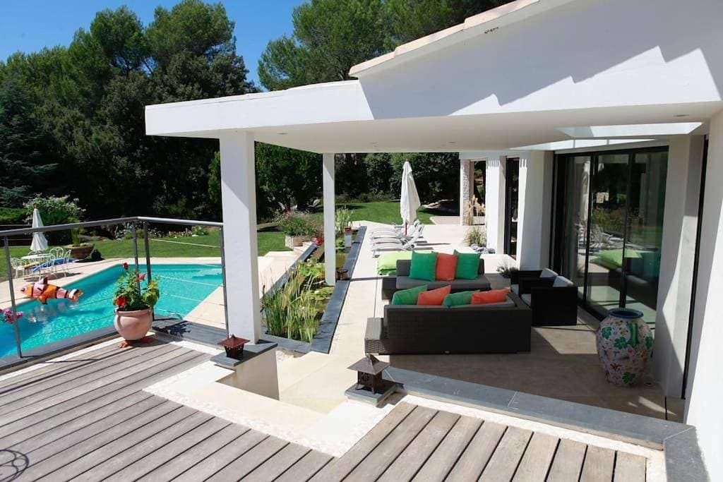 Foto 4 von 37: Villa with Private Pool