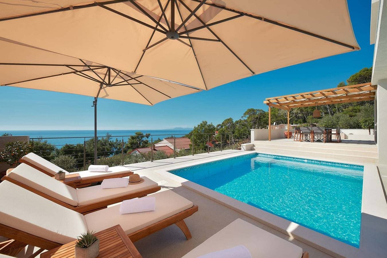 Foto 3 von 55: Villa für 6 Personen mit Terrasse