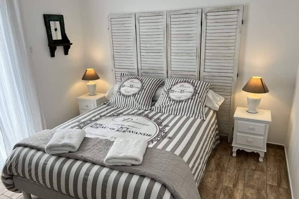 Foto 3 von 11: Villa Marguerite: The beach and restaurants are just 3 minutes away