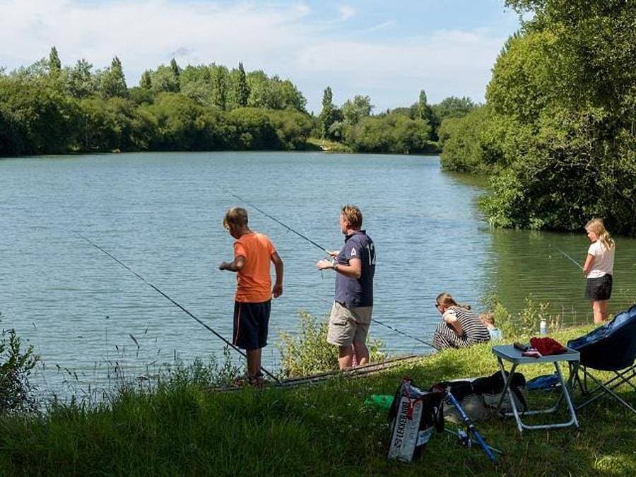 Foto 13 von 58: Camping Le Domaine de Mesqueau - Mobilheim 4 personen - Simply – 2 Schlafzimmer, 4 Personen