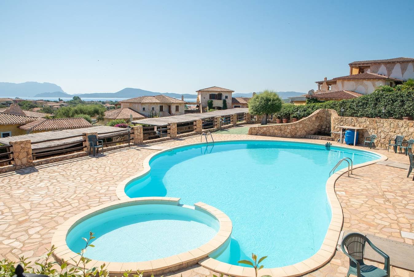 Olbia vista mare piscina e spa 1