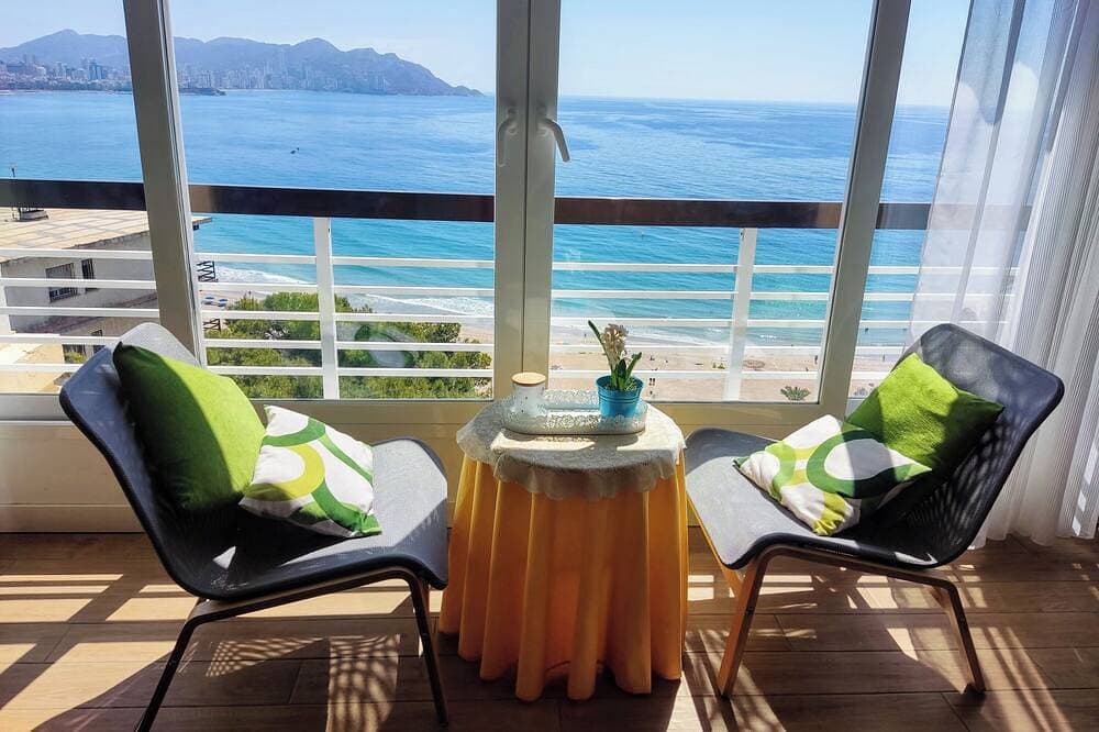6 P, 2 Schlafzimmer, 2 Bäder, Free WIFI, Schwimmbad, Parkplatz, herrliche Aussicht, Ponien 1