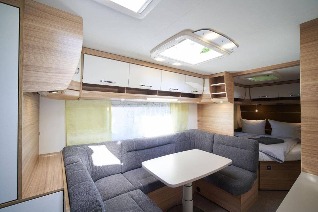 Foto 7 von 14: Caravan