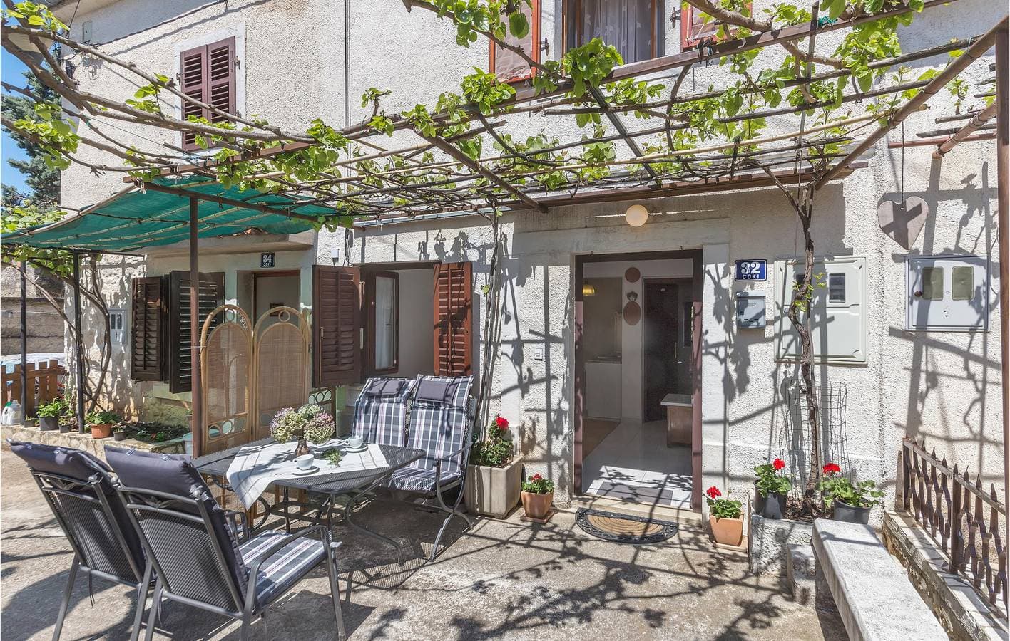 Gemütliche Wohnung mit WLAN, Terrasse und Parkplatz – 1,5 km zum Strand 1